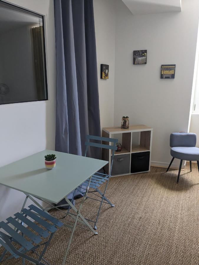 L'Hirondelle Apartment Le Lion-d'Angers Exterior photo